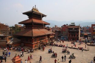 Reason Why people fall in Love to travel Nepal